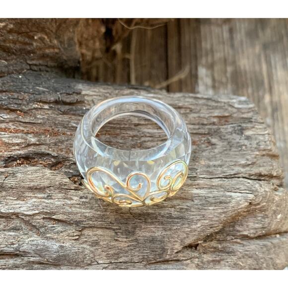 Elizabeth Adams 14K Gold and Glass Ring Size 11 - Picture 3 of 7